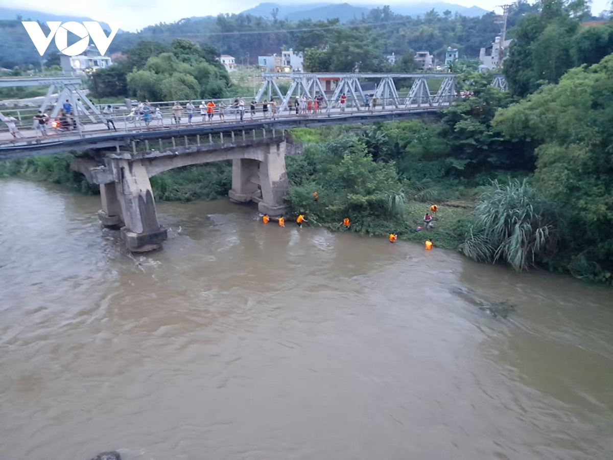 bac kan tim kiem hoc sinh bi mat tich tren song cau hinh anh 1