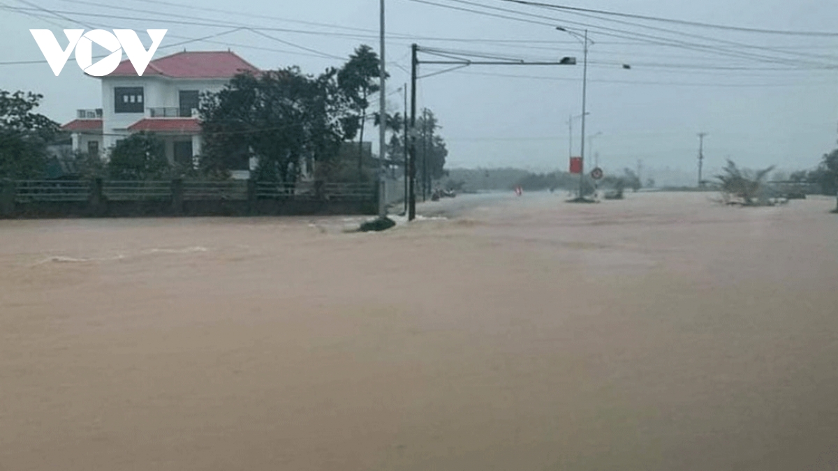 Vietnam to suffer up to nine storms this year