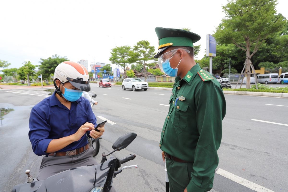 Da nang kiem soat chat viec cap giay di duong, tao thuan loi cho nguoi dan va doanh nghiep hinh anh 2