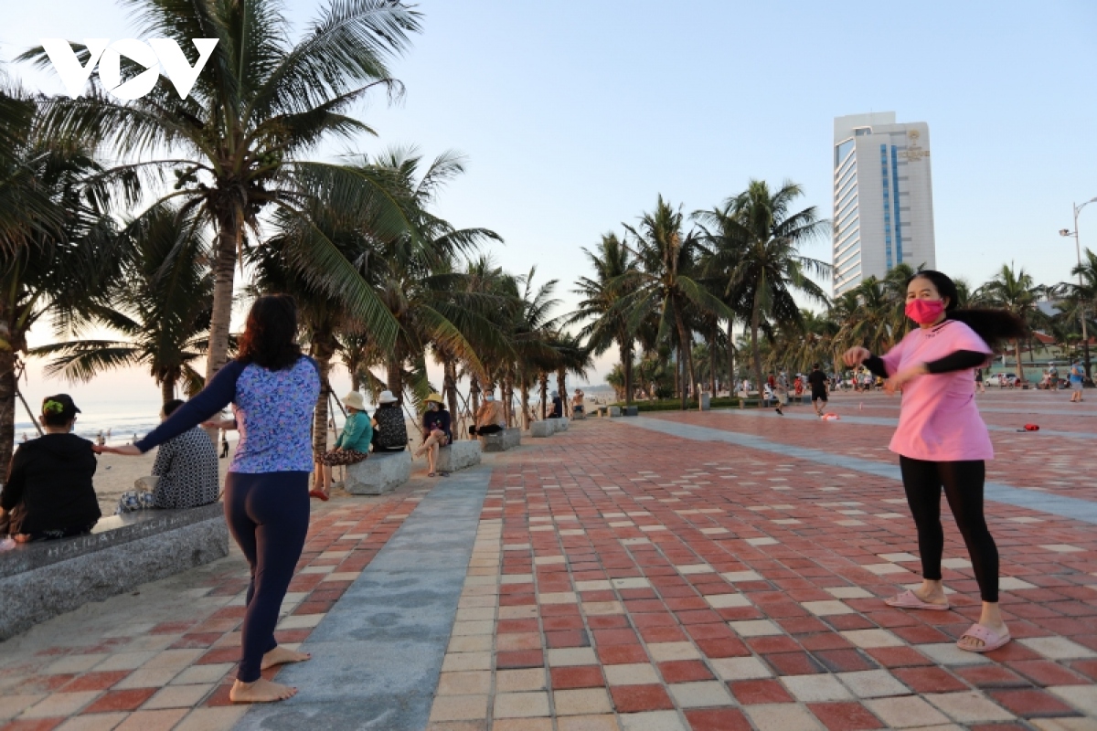 Da nang ngay dau chuyen sang trang thai moi hinh anh 3