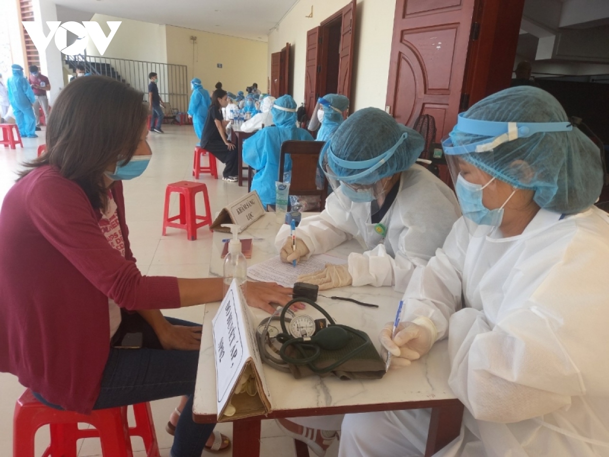 khong co chuyen Da nang bot luong vaccine de tiem cho duoc nhieu nguoi hinh anh 2