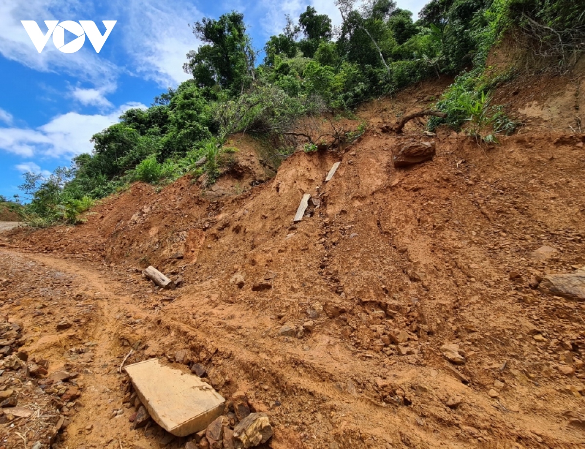 mua lu tai quang binh khien 1 nguoi chet, 5 nguoi mat lien lac hinh anh 1