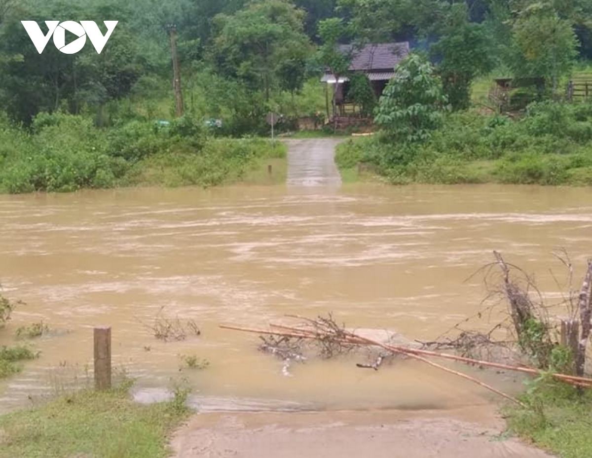 mua lu tai quang binh khien 1 nguoi chet, 5 nguoi mat lien lac hinh anh 3