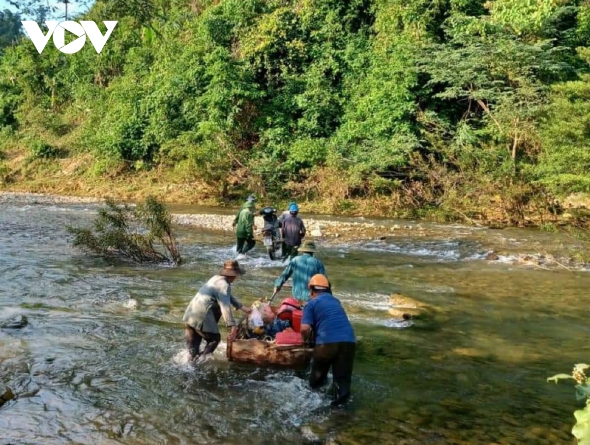 tu phan anh cua vov, tinh quang binh da phu song 4g tai ban bien gioi bach Dan hinh anh 1