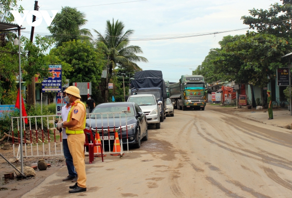 Di tu tp Da nang den quang nam khong can xac nhan trinh trang vung dich hinh anh 1