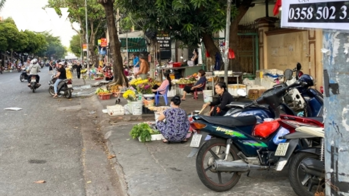 cho truyen thong o tp vung tau vang nguoi, hang hoa e am hinh anh 2