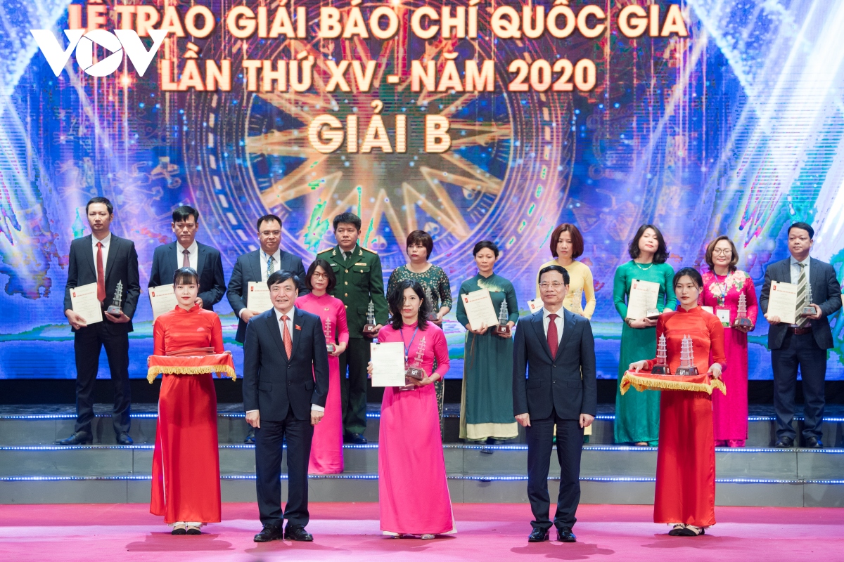 vov doat 5 giai bao chi quoc gia lan thu 15 - nam 2020 hinh anh 10