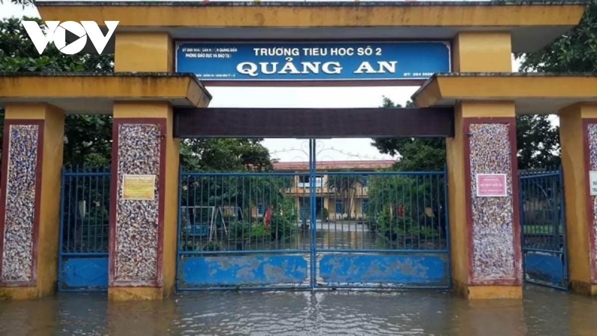 nuoc van lai lang o vung ron lu thua thien hue hinh anh 15