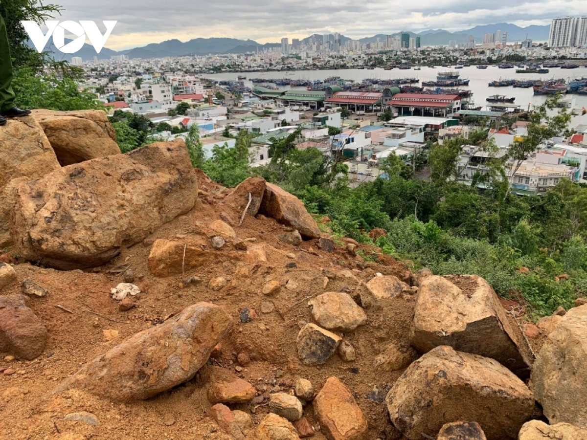 khanh hoa lo ngai vi nhieu du an tren nui co nguy co sat lo hinh anh 2