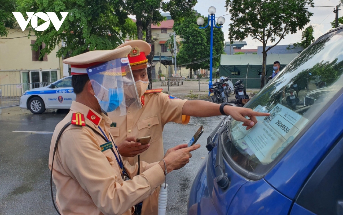 ​Cảnh sát giao thông sẽ xử lý nghiêm vi phạm nồng độ cồn và đua xe trái phép sau giãn cách