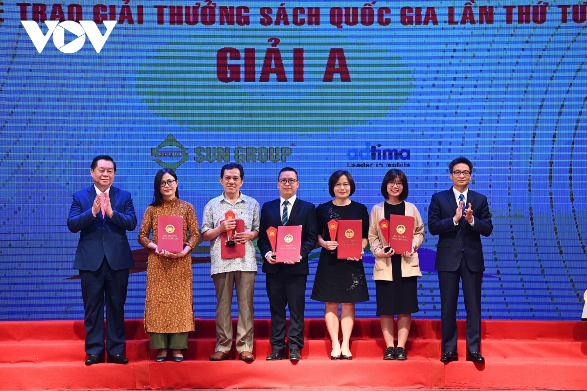 Toàn cảnh Lễ trao giải Sách Quốc gia lần thứ tư năm 2021