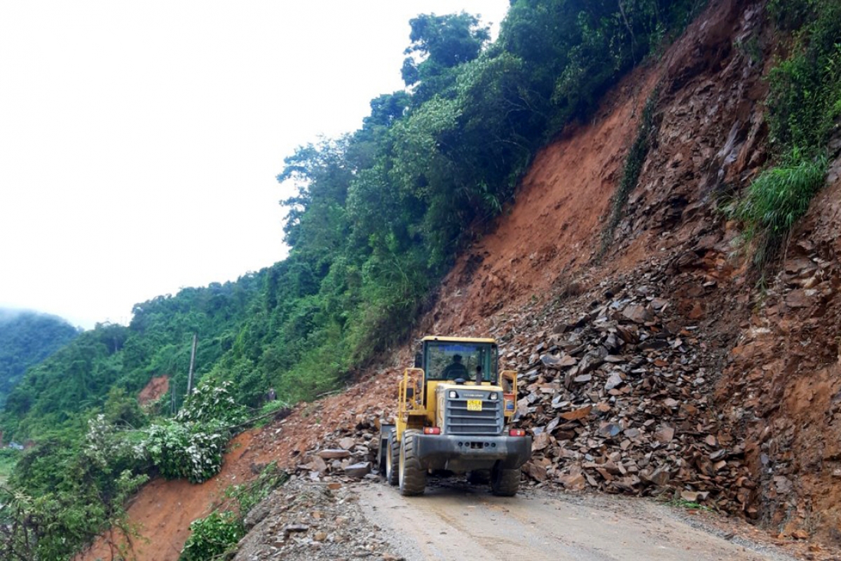 Mưa kéo dài gây sạt lở tại 60 vị trí trên các tuyến giao thông ở Lai Châu