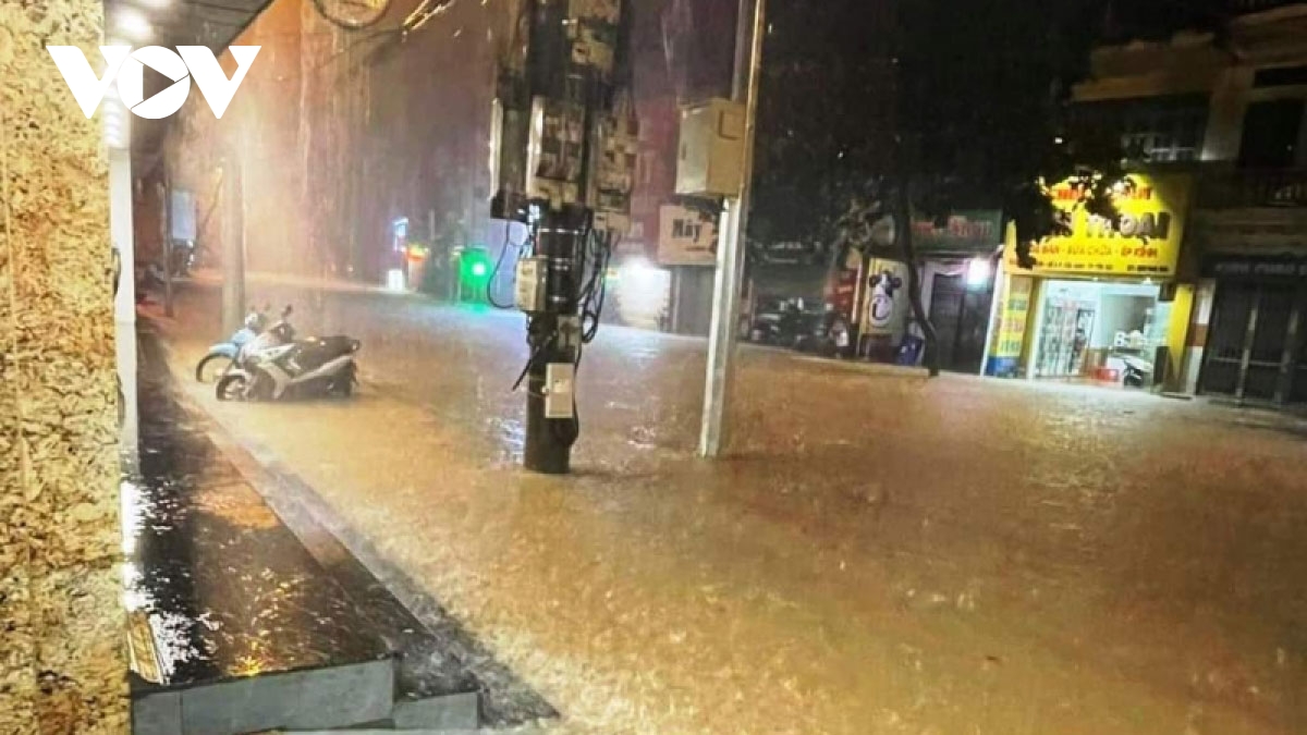 100 houses in Yen Bai inundated by heavy downpours