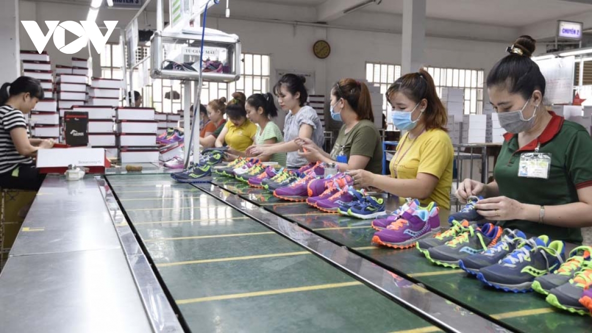Vietnamese canvas shoe exports outstrip China's