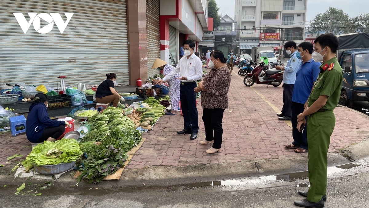 ba ria vung tau vua kiem soat, giam thieu f0 vua phuc hoi kinh te hinh anh 1