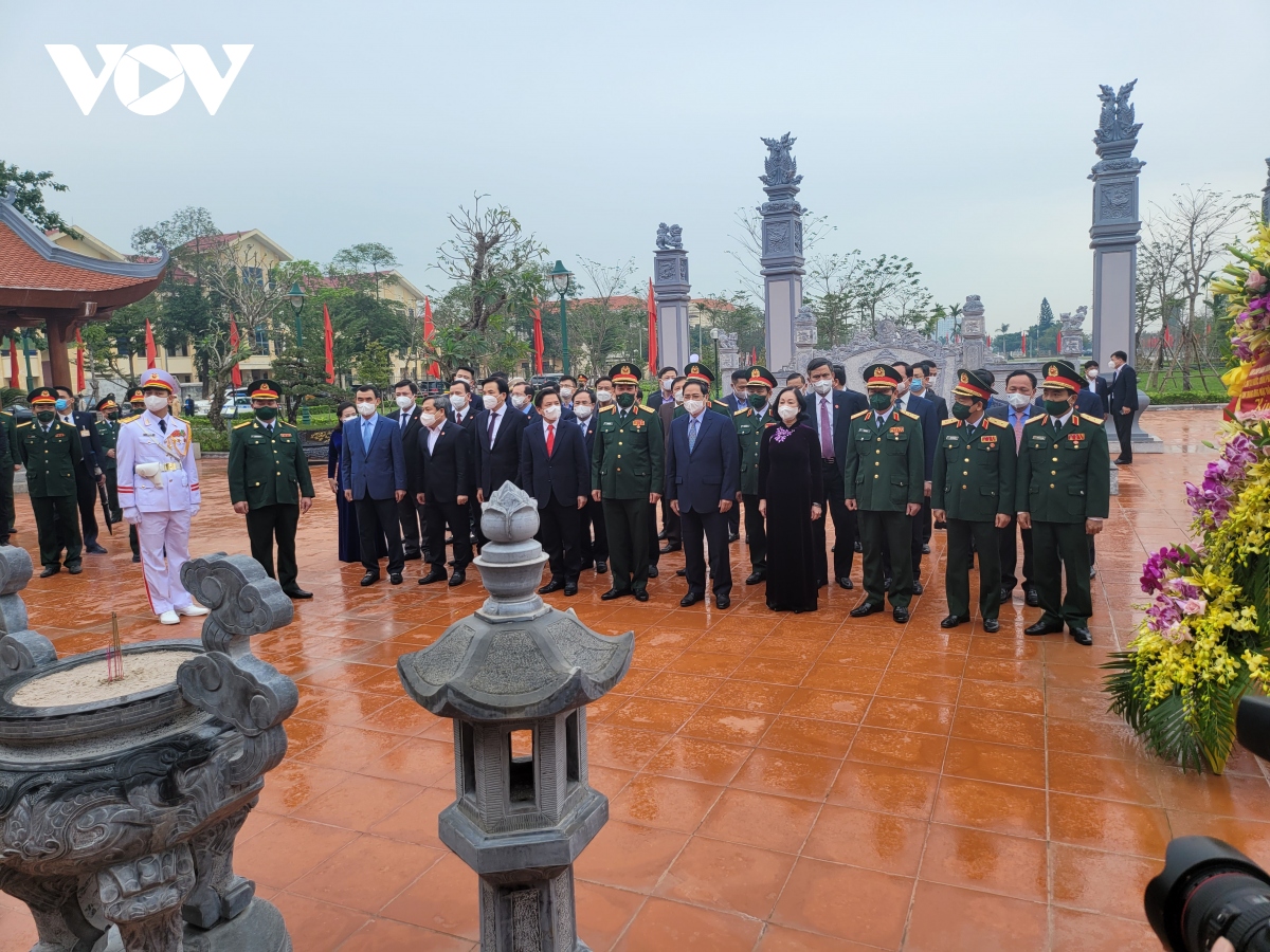 Dai tuong vo nguyen giap la nha quan su xuat chung, nha lanh dao co uy tin lon hinh anh 4