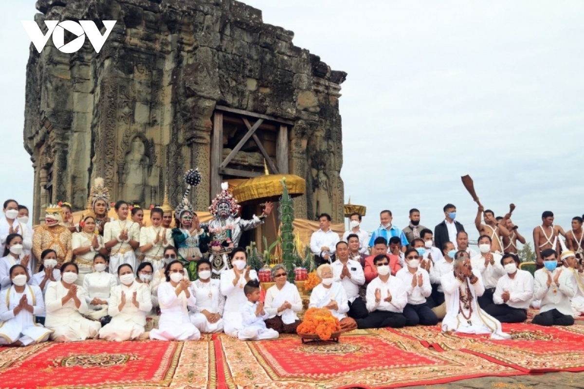 tuong nho angkor - chuong trinh ton vinh van hoa va di san campuchia hinh anh 1