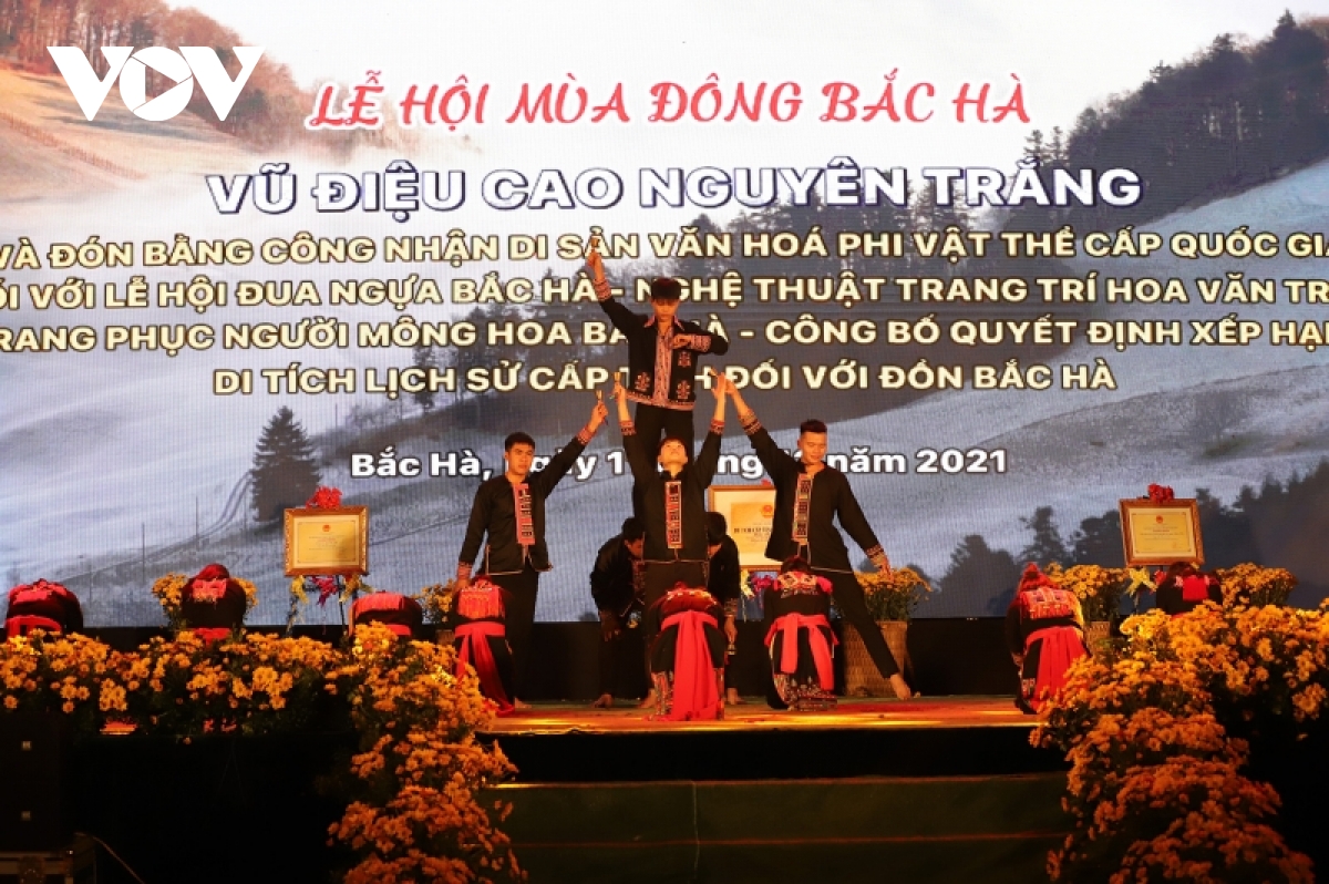 Am ap le hoi mua dong bac ha 2021 hinh anh 1