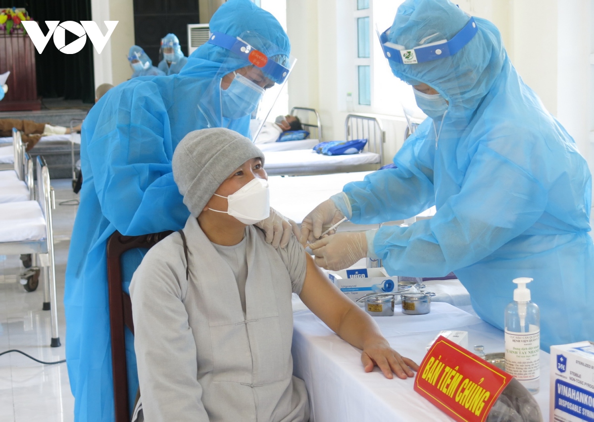 Da nang se tien hanh tiem vaccine mui 3 tu thang 1 2022 hinh anh 1