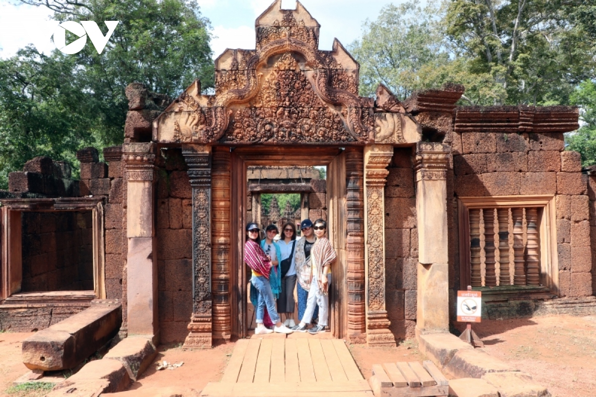 ngoi den banteay srei cua nhung nu chien binh de che angkor campuchia hinh anh 10