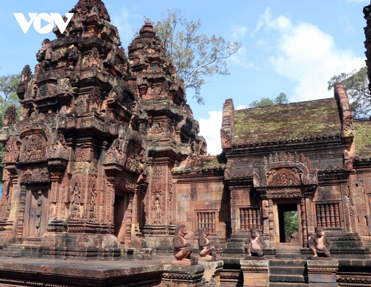 ngoi den banteay srei cua nhung nu chien binh de che angkor campuchia hinh anh 6