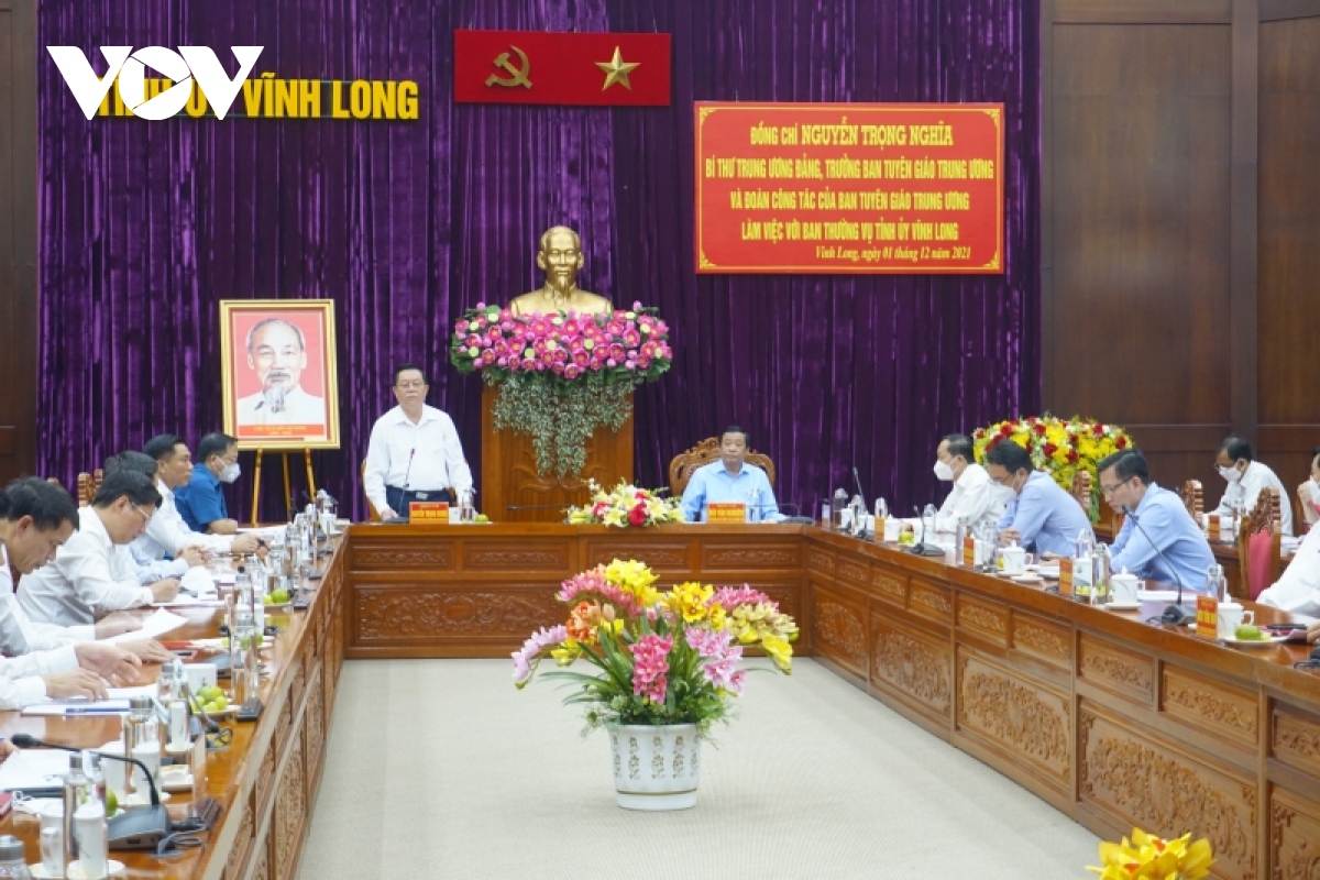 truong ban tuyen giao trung uong lam viec tai vinh long ve cong tac xay dung Dang hinh anh 1