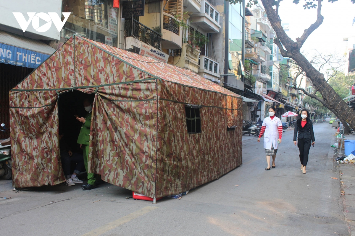 tram y te luu dong tai ha noi gop phan giam ganh nang cho cac co so dieu tri covid-19 hinh anh 5