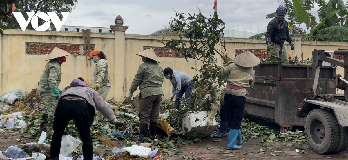 nhung nguoi van miet mai muu sinh, lam nhiem vu chieu toi cuoi nam hinh anh 12