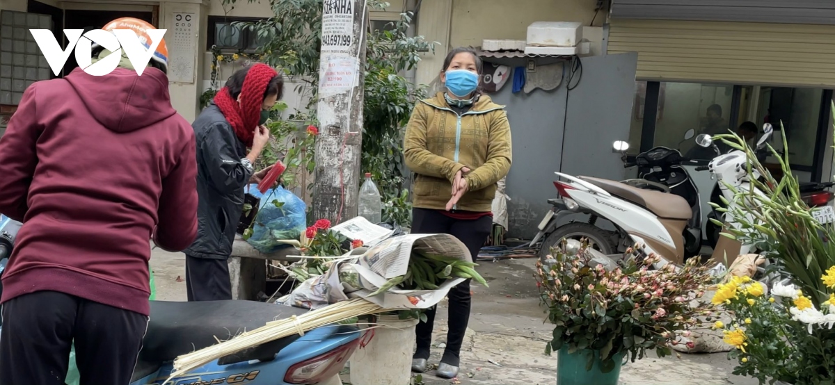 nhung nguoi van miet mai muu sinh, lam nhiem vu chieu toi cuoi nam hinh anh 9