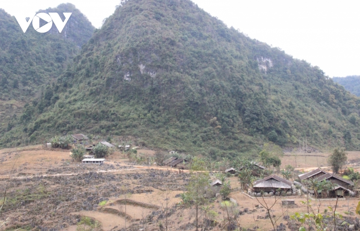 an cu tren manh dat luc khu - cao bang hinh anh 1