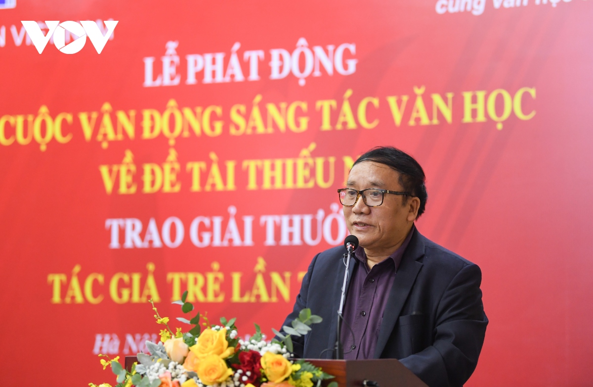 phat dong sang tac van hoc ve de tai thieu nhi va trao giai tac gia tre hinh anh 3