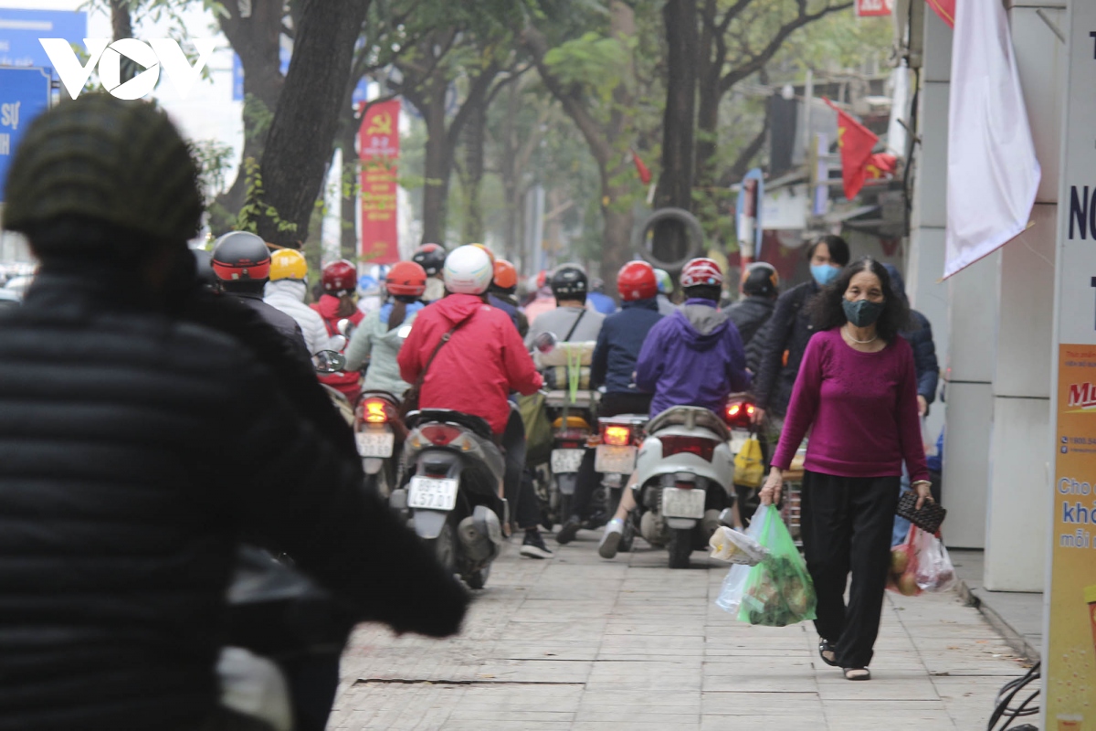 giao thong ha noi dip gan tet nguyen Dan dong duc, tap nap hinh anh 6