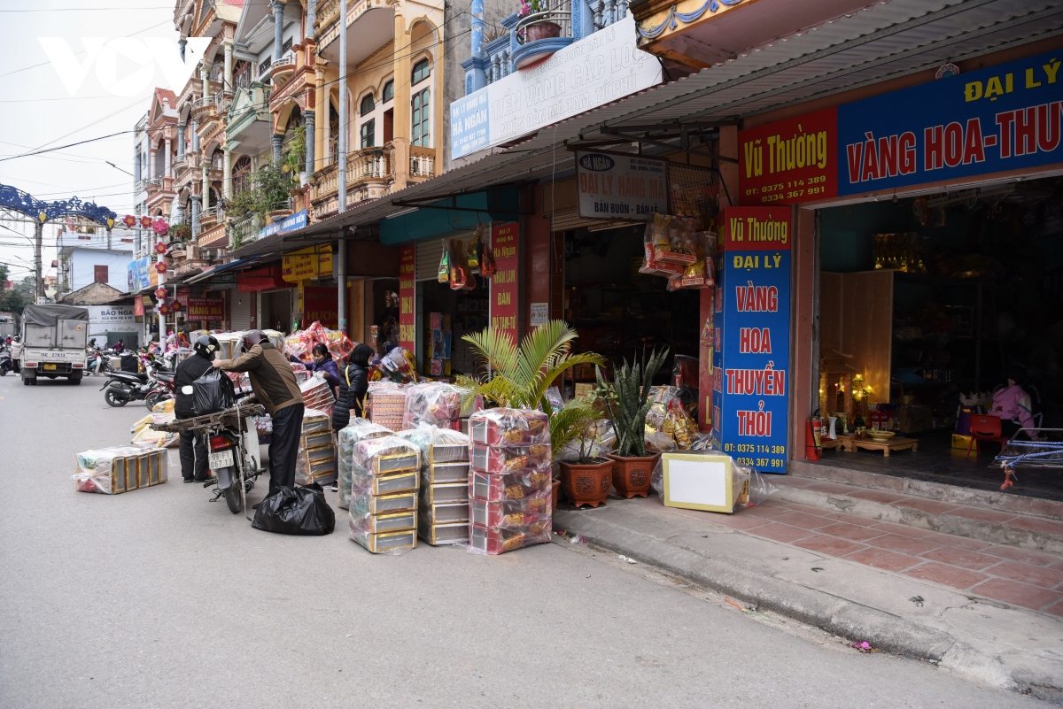  Dai cong xuong san xuat vang ma tat bat chuan bi hang tet hinh anh 1