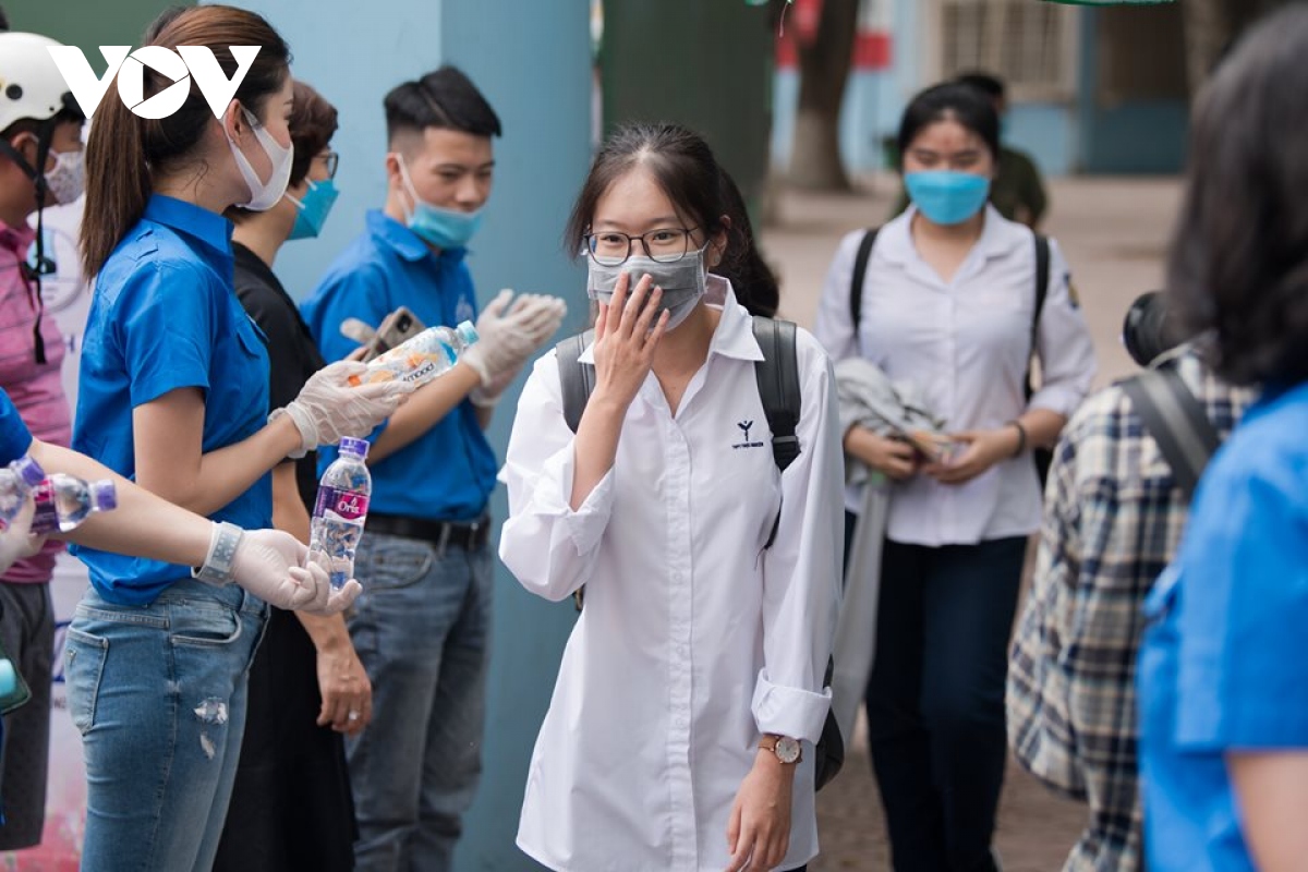 ha noi du kien cho hoc sinh nhieu khoi lop tro lai truong sau tet nguyen dan hinh anh 1