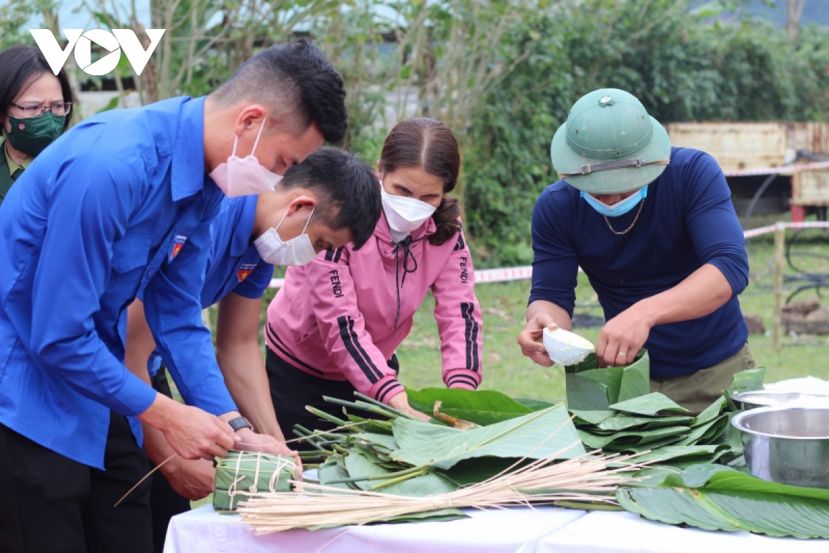 tet som tren dinh truong son hinh anh 3