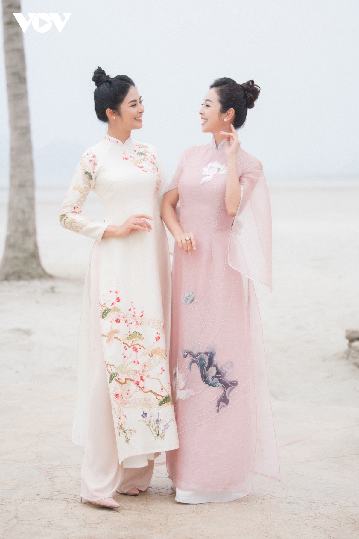 jennifer pham, mai ngoc khoe net diu dang voi ao dai ngoc han hinh anh 9