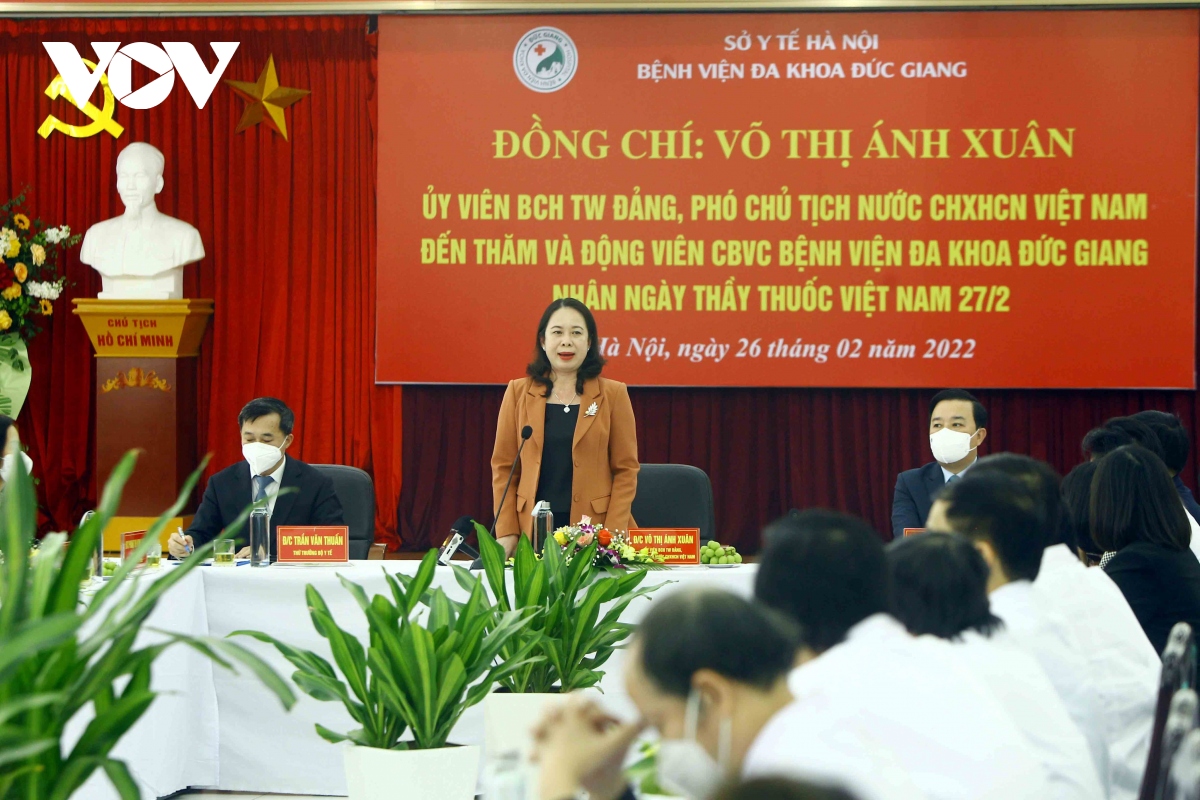Phó Chủ tịch nước Võ Thị Ánh Xuân thăm, chúc mừng ngày thầy thuốc ...