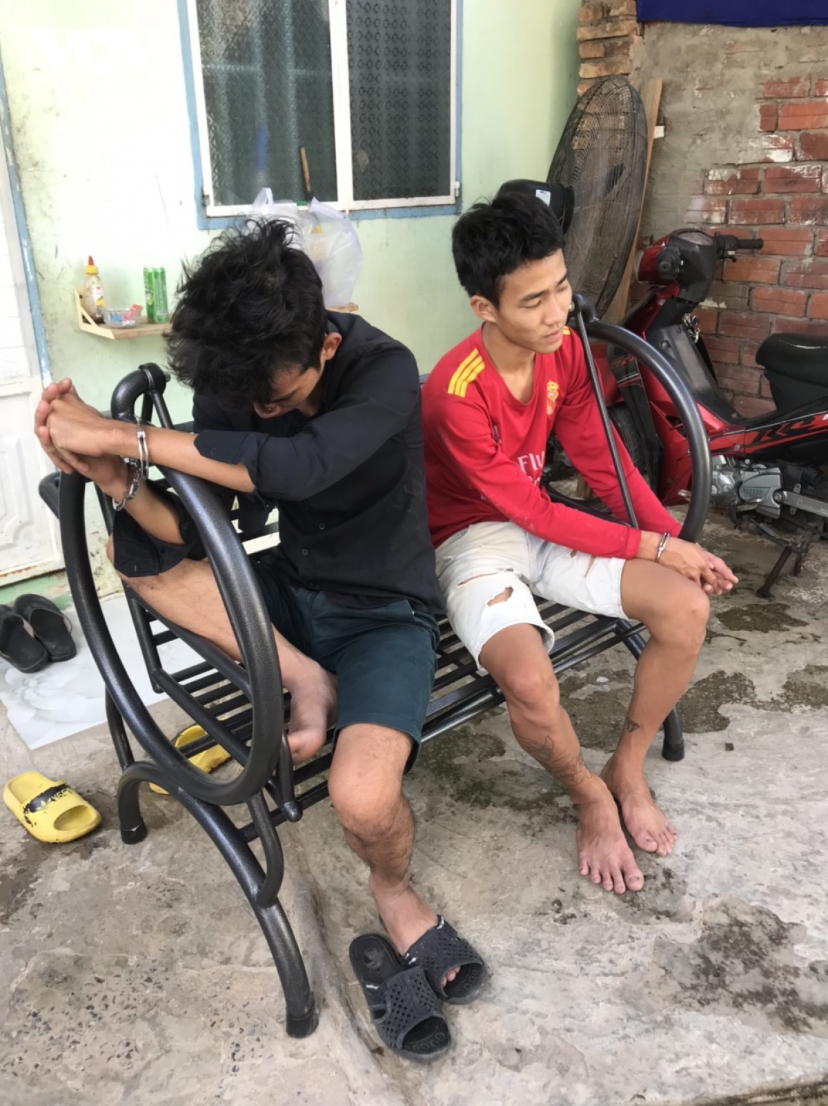 tien giang bat giu nhieu doi tuong mua ban chat ma tuy hinh anh 1