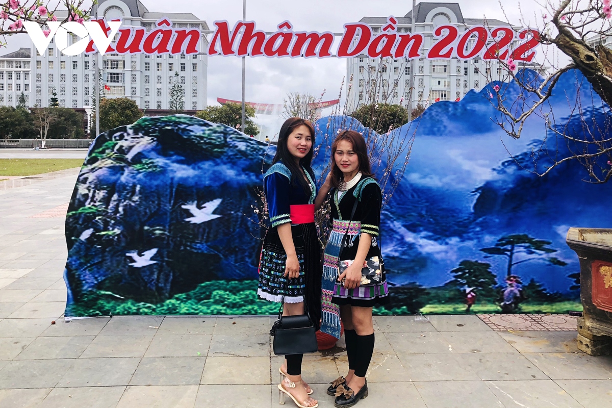 lung linh dao xuan trong sac tho cam hinh anh 14