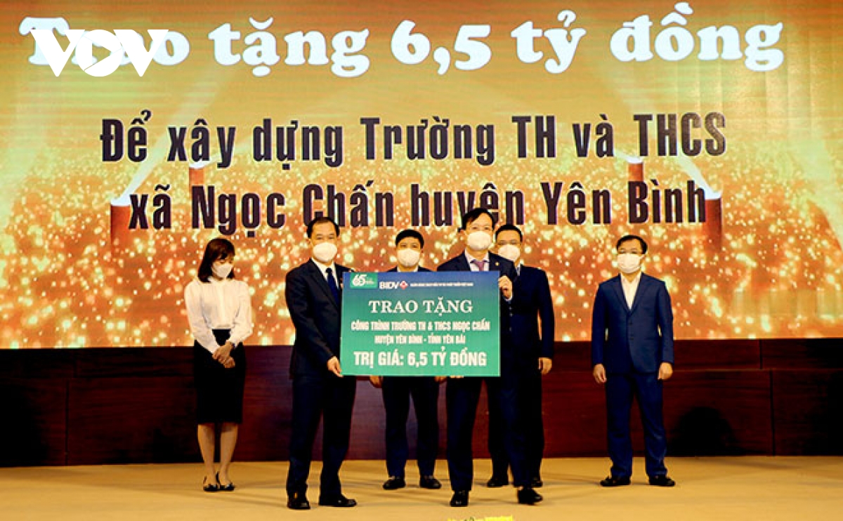 yen bai trao quyet dinh dau tu cho 9 du an, voi tong so von gan 1.500 ty dong hinh anh 2