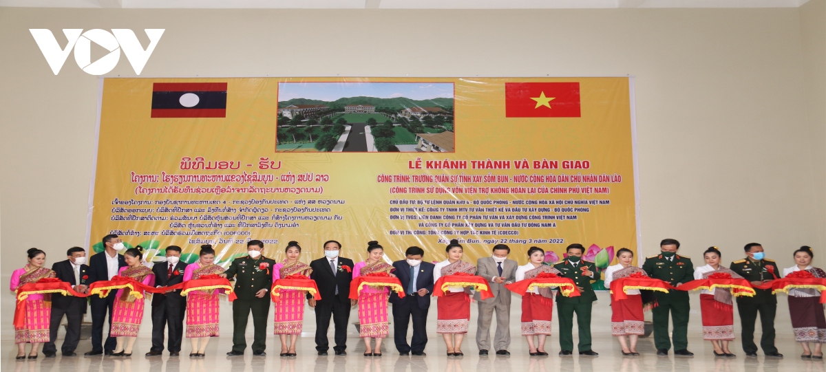 viet nam lao thuc day hop tac quoc phong hinh anh 1