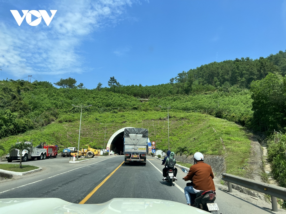 Nhà đầu tư nói gì khi xe qua hầm Phước Tượng không được giảm phí?