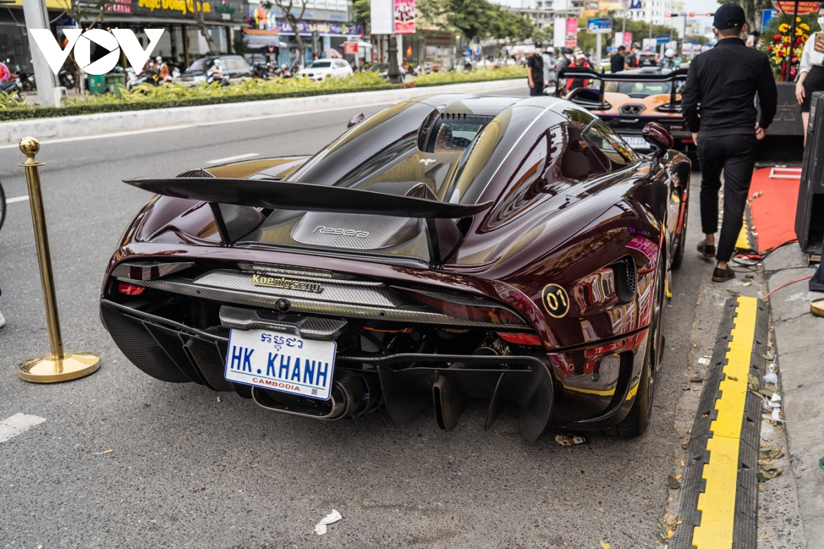 can canh hypercar koenigsegg regera gia 200 ty dong tai viet nam hinh anh 10