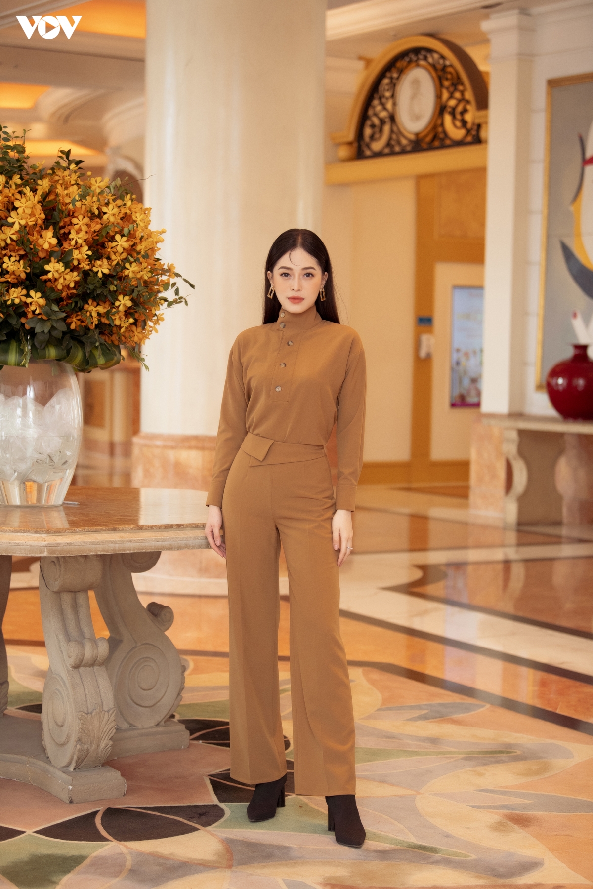 hoa hau Do my linh tung chan nan, muon bo cuoc choi golf hinh anh 10
