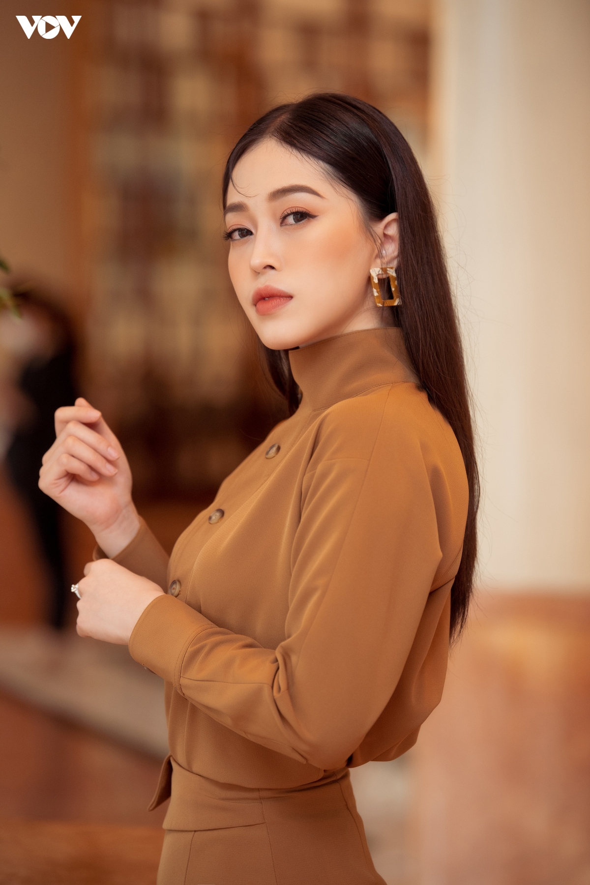 hoa hau Do my linh tung chan nan, muon bo cuoc choi golf hinh anh 11