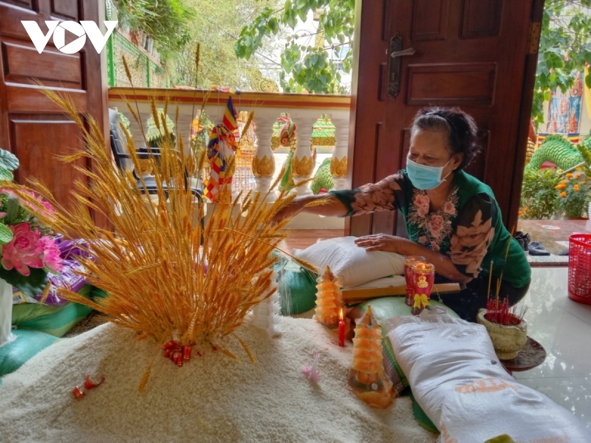 sắc màu tết chôl chnăm thmây của đồng bào khmer nam bộ hình ảnh 11 sac mau tet chol chnam thmay cua dong bao khmer nam bo hinh anh 11
