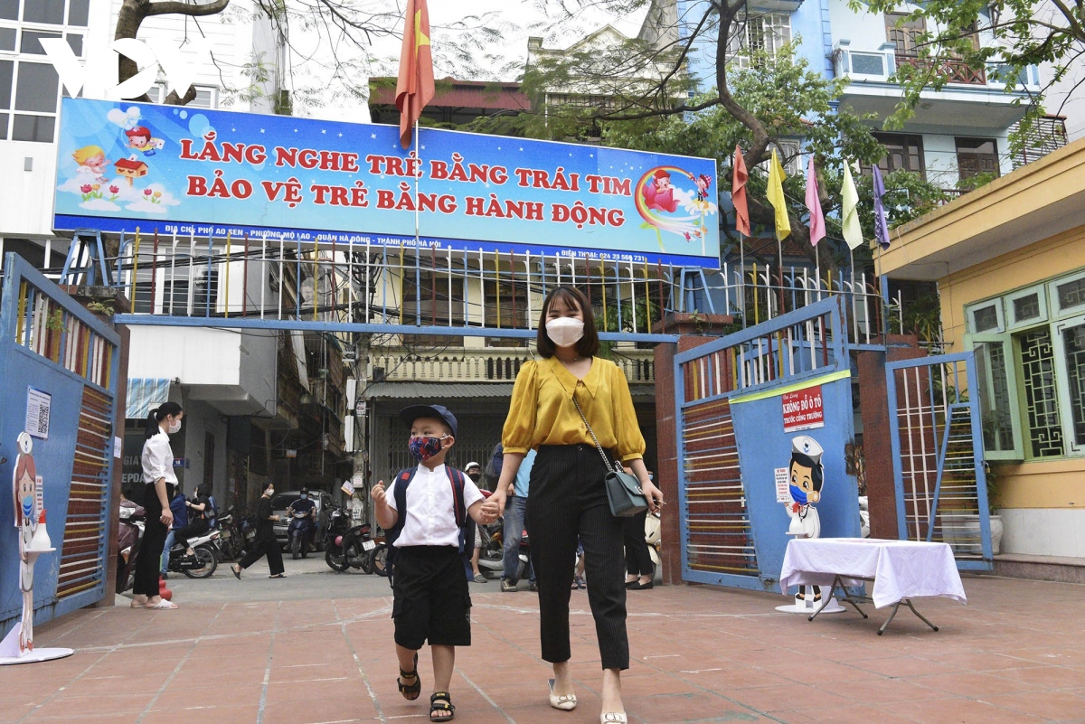 tre mam non ha noi hao huc den truong sau gan 1 nam o nha hinh anh 9