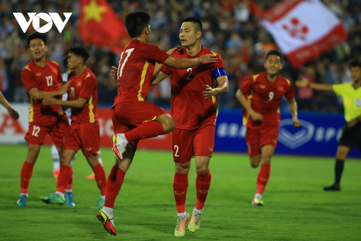 u23 viet nam 1-1 u20 han quoc cuoc thu nghiem nhan su cho sea games 31 hinh anh 4