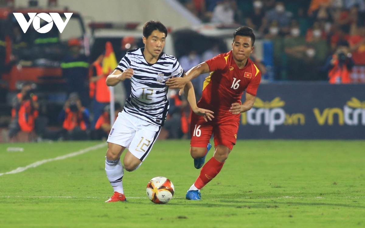 u23 viet nam 1-1 u20 han quoc cuoc thu nghiem nhan su cho sea games 31 hinh anh 9