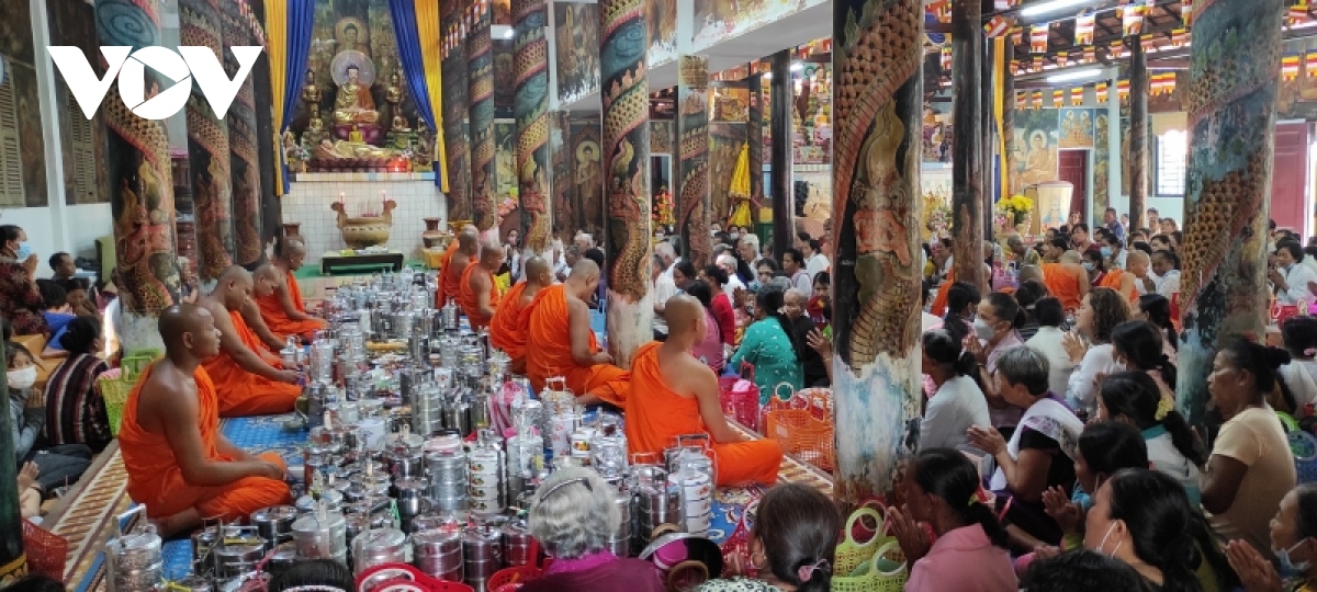 sắc màu tết chôl chnăm thmây của đồng bào khmer nam bộ hình ảnh 9 sac mau tet chol chnam thmay cua dong bao khmer nam bo hinh anh 9